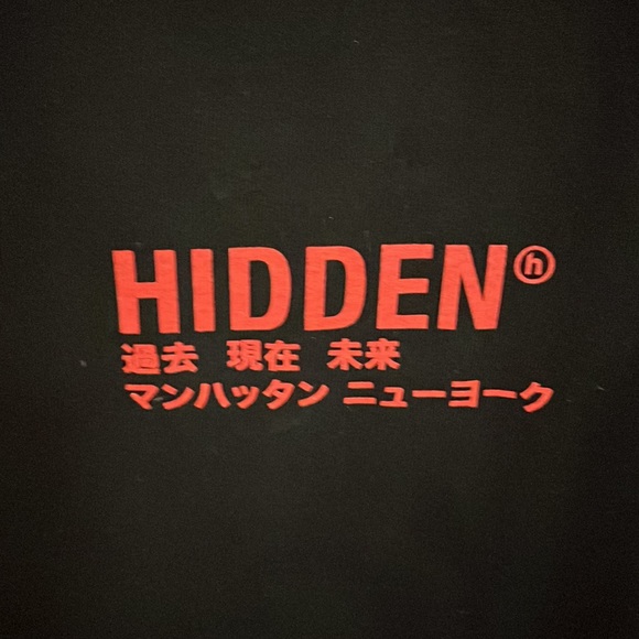 Hidden NY black tee with red logo (new) size m - Picture 6 of 6